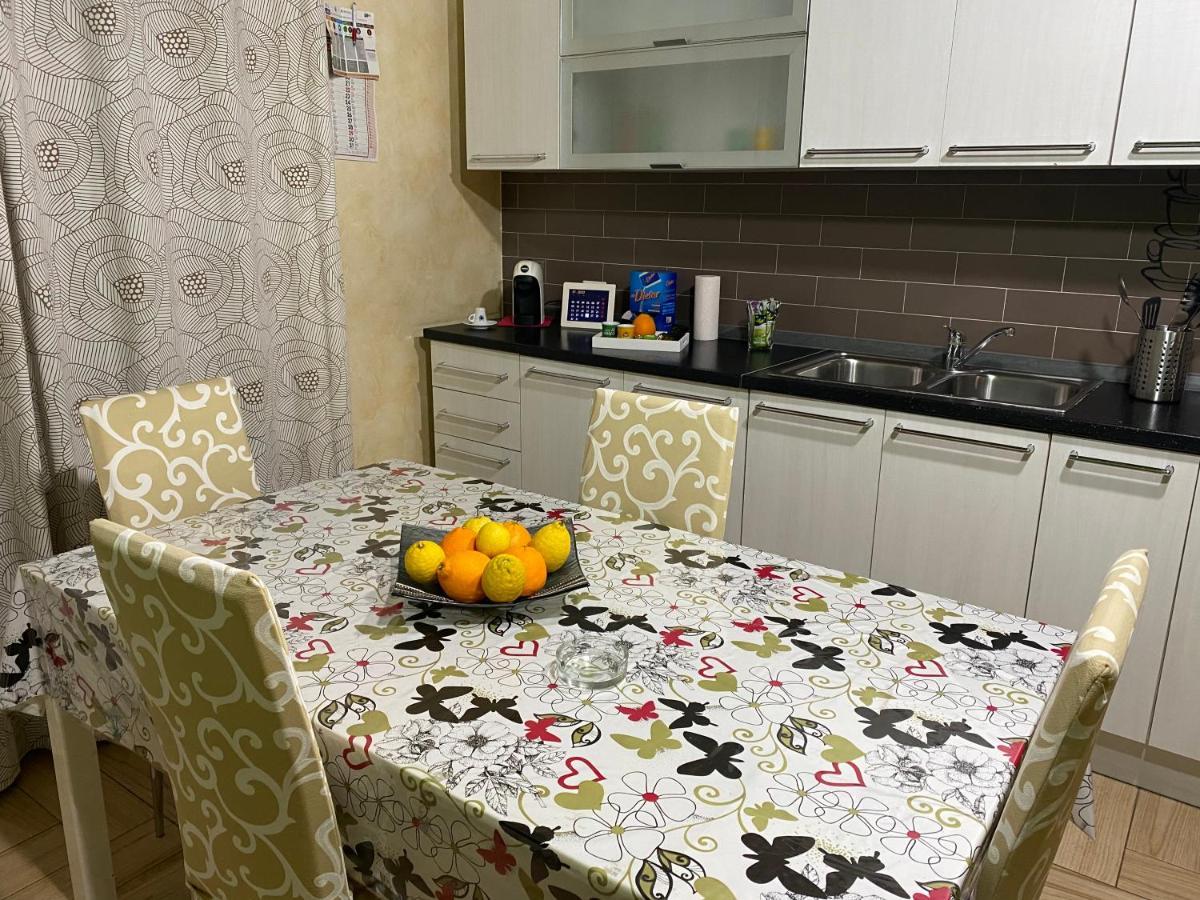 カターニアThe “B” Houseアパートメント エクステリア 写真