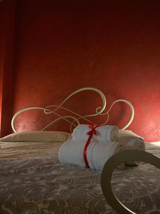 カターニアThe “B” Houseアパートメント エクステリア 写真