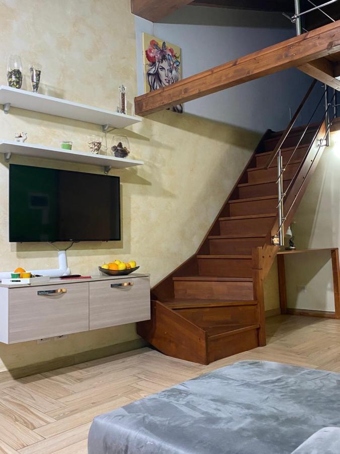 カターニアThe “B” Houseアパートメント エクステリア 写真